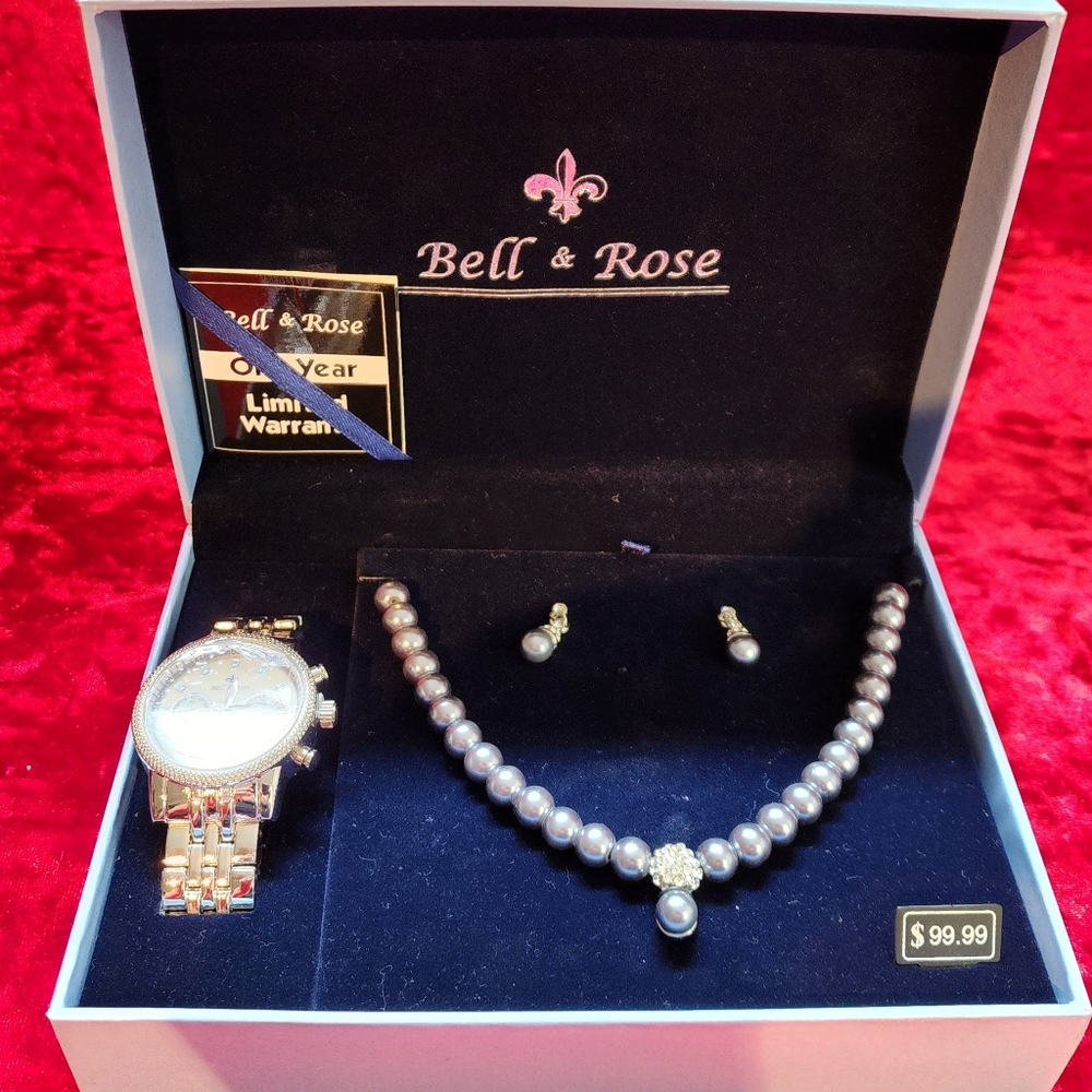 Elegant Luxury Women's Jewelry Gift Set with Pearl's, Watch, Studs